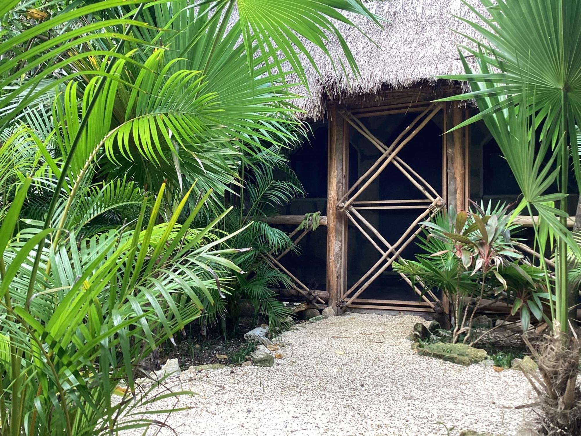 Yaxchen Tulum Cabanas & Cenote Exterior foto